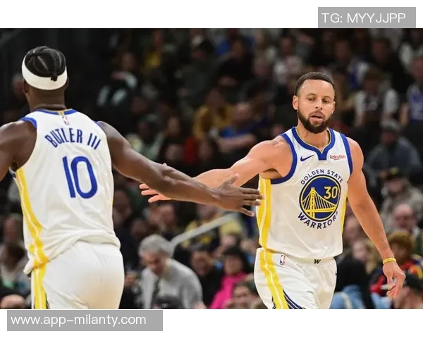 马刺主场战绩出色仅败勇士库里连续两场狂砍46分和49分展现统治力 马刺主场战绩出色仅败勇士库里连续两场狂砍46分和49分展现统治力