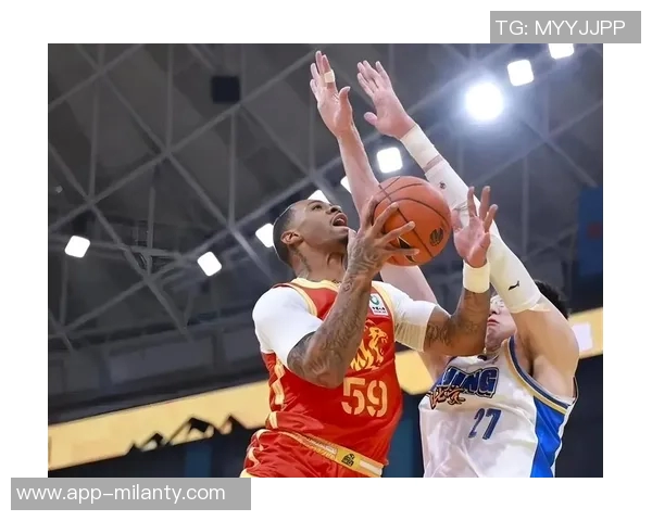 米切尔状态低迷20投仅中6末节发力独得10分难救主