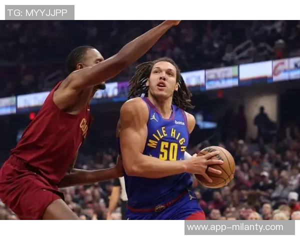 布劳恩谈脚踝恢复进展表示目前状态明显改善但仍需提升爆发力